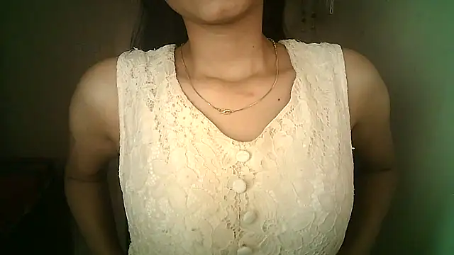 Aaisha urs online show from 03/10/25, 04:35