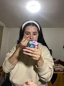 emiliaharper408 online show from 02/21/25, 02:39