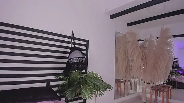 ariana rosse   online show from 01/12/25, 02:41