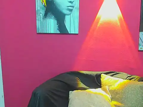 PaolaMendez  online show from 12/08/24, 09:24