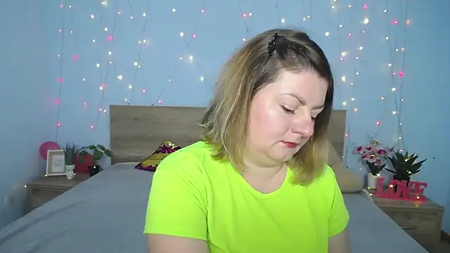 ZannaDreil online show from 01/27/25, 06:52