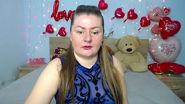 ZannaDreil online show from 02/05/25, 07:10