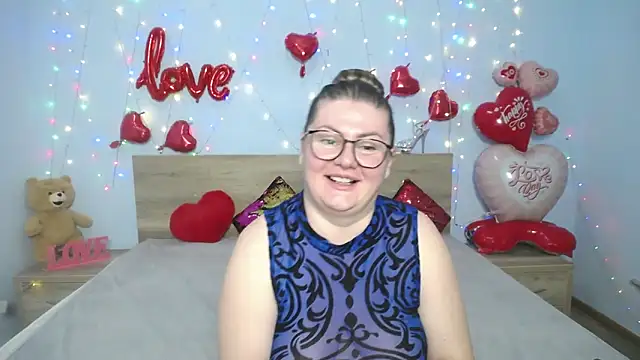 ZannaDreil online show from 03/06/25, 04:30
