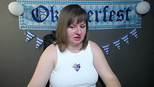 Snapshot of ZannaDreil chatting on 09/27/25, 06:13 ZannaDreil online show from 09/27/25, 06:13