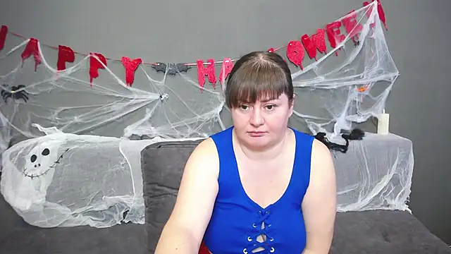 Snapshot of ZannaDreil chatting on 10/26/25, 06:19 ZannaDreil online show from 10/26/25, 06:19