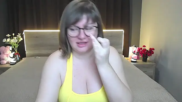 Snapshot of ZannaDreil chatting on 11/19/25, 07:14 ZannaDreil online show from 11/19/25, 07:14