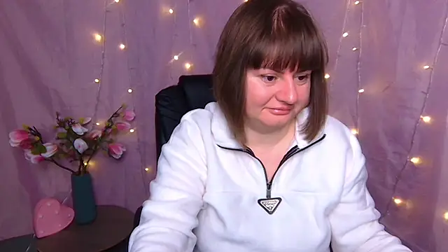 Snapshot of ZannaDreil chatting on 03/08/26, 07:06 ZannaDreil online show from 03/08/26, 07:06