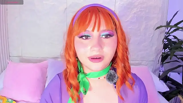 AvyMilton online show from 10/22/25, 11:54