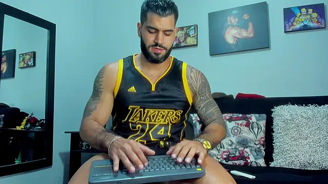 Snapshot of SamirHazard97 chatting on 09/26/25, 09:08 SamirHazard97 online show from 09/26/25, 09:08