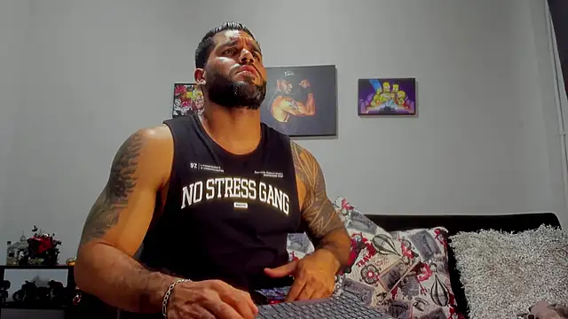 Snapshot of SamirHazard97 chatting on 10/14/25, 09:37 SamirHazard97 online show from 10/14/25, 09:37