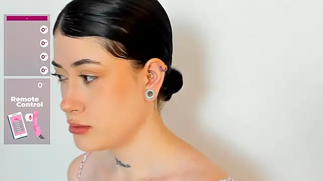 melody suarez online show from 12/18/24, 07:30