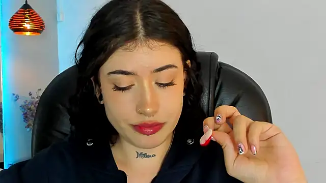 melody suarez online show from 01/03/25, 10:40