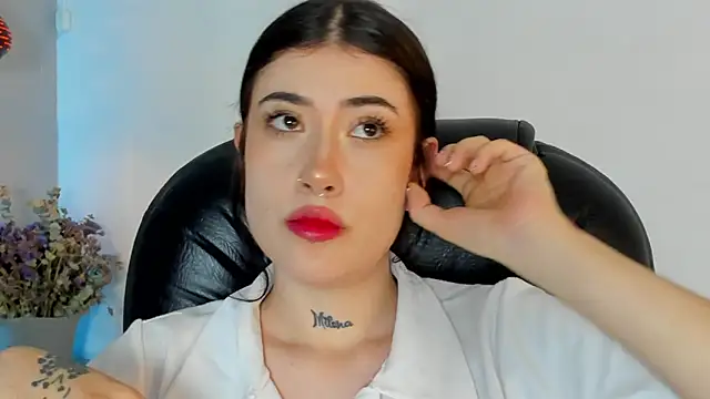 melody suarez online show from 01/07/25, 08:10