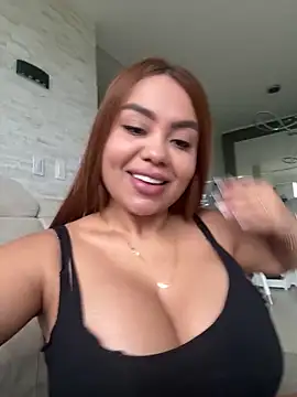 Snapshot of valeria2019hot chatting on 10/27/25, 11:47 valeria2019hot online show from 10/27/25, 11:47