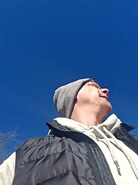 Snapshot of Maiki82 chatting on 03/17/25, 02:12 Maiki82 online show from 03/17/25, 02:12