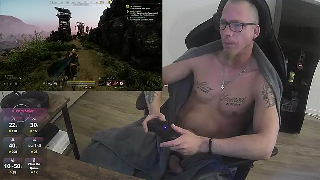 Snapshot of Maiki82 chatting on 11/18/25, 07:35 Maiki82 online show from 11/18/25, 07:35