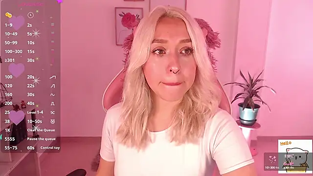 Snapshot of Dahlia__espresso chatting on 02/13/25, 05:22 Dahlia espresso online show from 02/13/25, 05:22