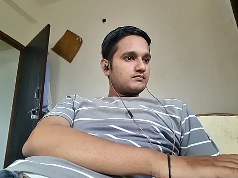 Snapshot of Jonrobinso chatting on 10/08/25, 04:21 Jonrobinso online show from 10/08/25, 04:21