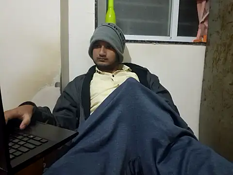 Snapshot of Jonrobinso chatting on 11/29/25, 05:27 Jonrobinso online show from 11/29/25, 05:27