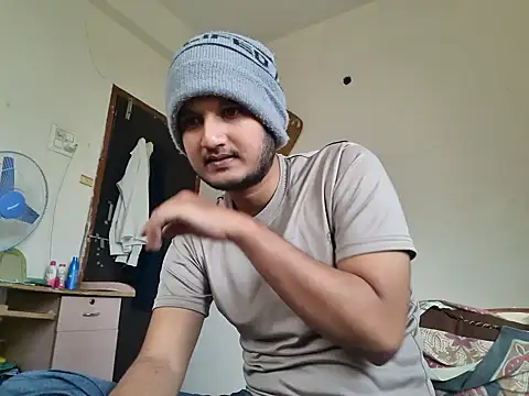 Snapshot of Jonrobinso chatting on 12/01/25, 05:45 Jonrobinso online show from 12/01/25, 05:45