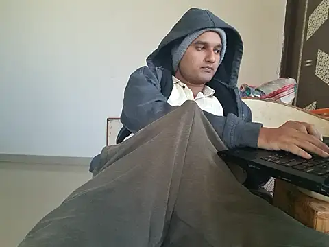 Snapshot of Jonrobinso chatting on 12/14/25, 09:47 Jonrobinso online show from 12/14/25, 09:47