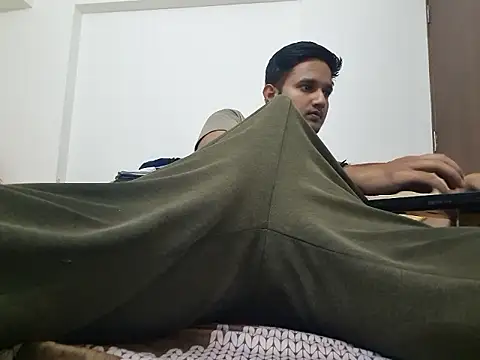 Snapshot of Jonrobinso chatting on 03/14/26, 04:34 Jonrobinso online show from 03/14/26, 04:34