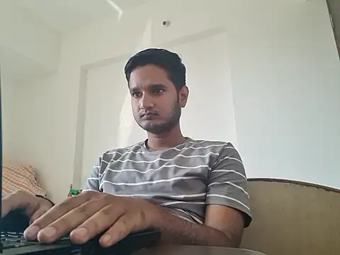 Snapshot of Jonrobinso chatting on 03/15/26, 04:40 Jonrobinso online show from 03/15/26, 04:40