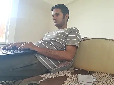 Snapshot of Jonrobinso chatting on 05/31/26, 03:47 Jonrobinso online show from 05/31/26, 03:47