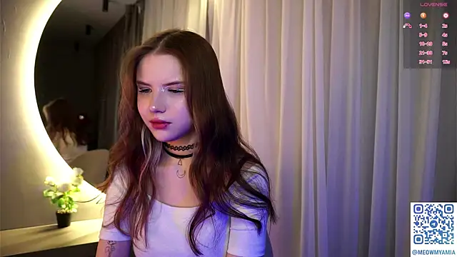 EvelyynLopez online show from 12/24/24, 01:39
