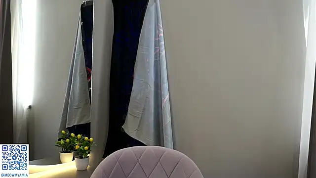 EvelyynLopez online show from 01/23/25, 06:39