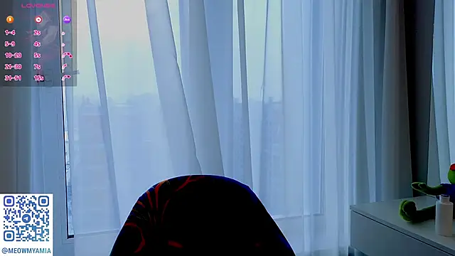 EvelyynLopez online show from 01/27/25, 07:03