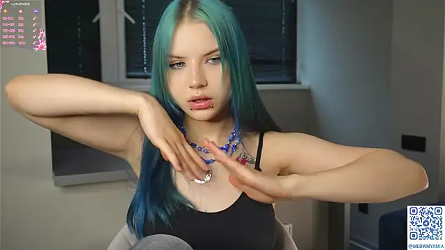 EvelyynLopez online show from 02/17/25, 07:15