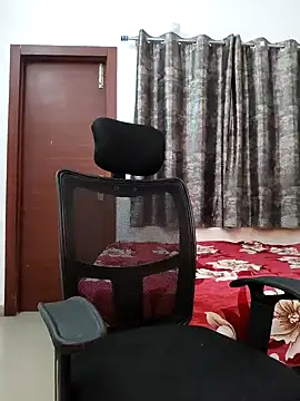 sanaya baby online show from 12/24/24, 02:01