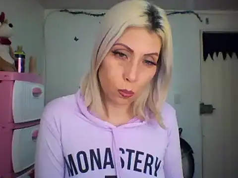 alixia81 online show from 12/04/24, 12:36