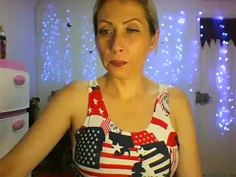 alixia81 online show from 02/22/25, 11:57