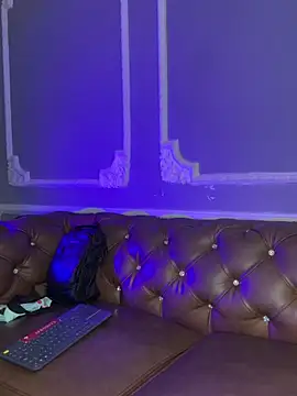 AaronCruz  online show from 03/07/25, 07:16