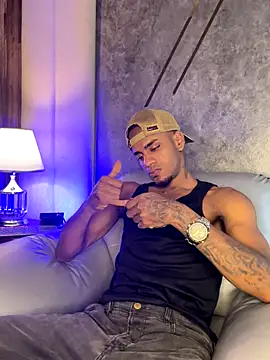 AaronCruz  online show from 09/17/25, 01:02