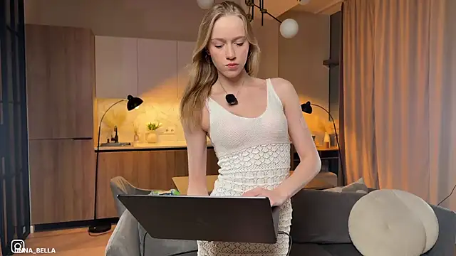 PollyAgata online show from 07/24/26, 07:23