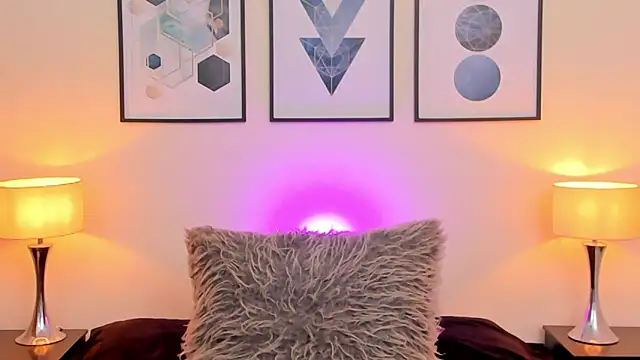 ariivega online show from 02/15/25, 12:37