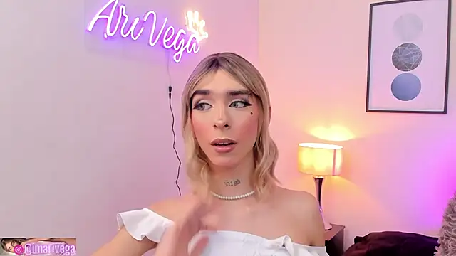 ariivega online show from 02/21/25, 12:27