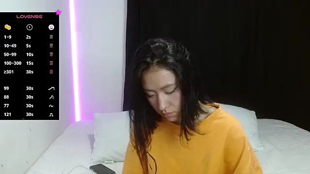 Anne Nicholson online show from 12/12/24, 04:48