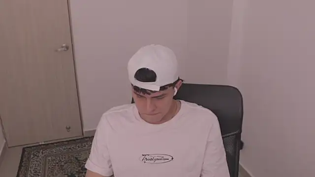 Tony Hoffa online show from 09/21/25, 07:04