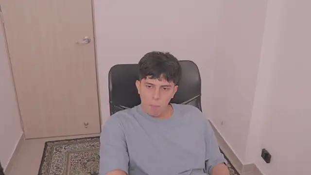 Tony Hoffa online show from 10/04/25, 05:55