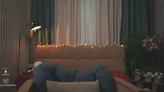 Feral Berrry  online show from 12/13/24, 03:11