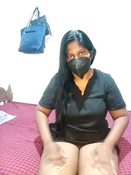 Aroma Sl online show from 10/24/25, 01:13