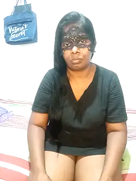 Aroma Sl online show from 11/03/25, 05:20