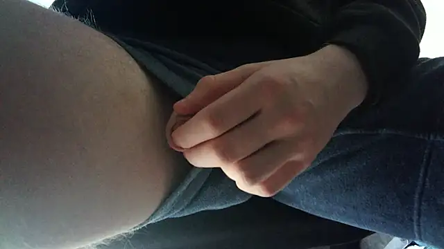 paulklaus265489 online show from 02/25/25, 11:41