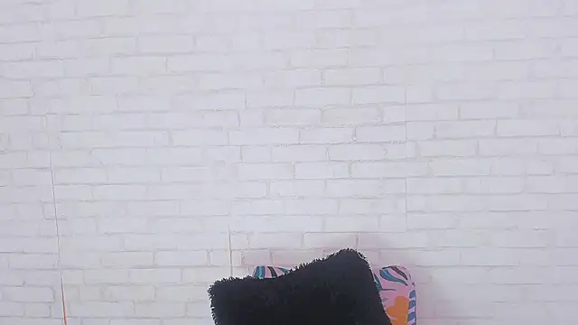 Tiffany mendez online show from 12/28/24, 12:03