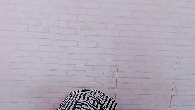 Tiffany mendez online show from 12/31/24, 12:15