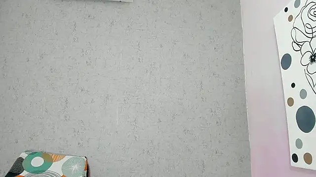 Snapshot of Tiffany_mendez chatting on 10/20/25, 12:05 Tiffany mendez online show from 10/20/25, 12:05